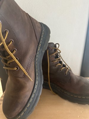 Billede 1 af Mauro vedr. Dr. Martens - Crewson Chukka Crazy Horse - Fritidsstøvler